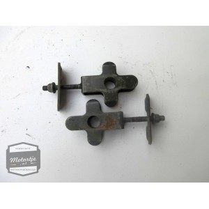 Suzuki GSX600F kettingspanners achterbrug / achteras spaners